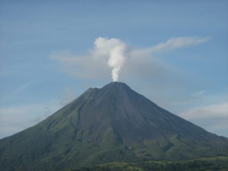 Costa Rica Volcanoes Photo 2