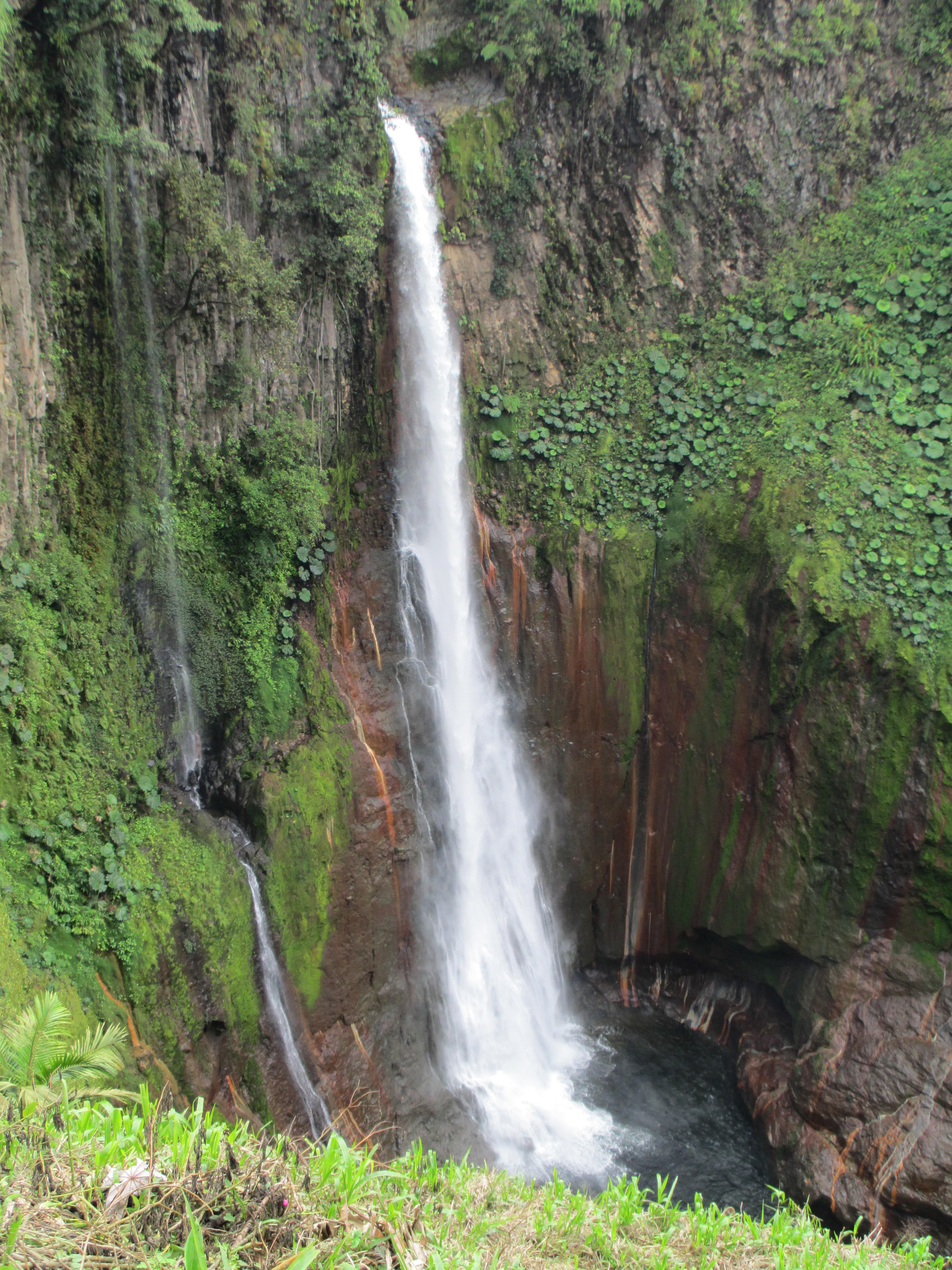 Costa Rica Waterfalls Photo 2