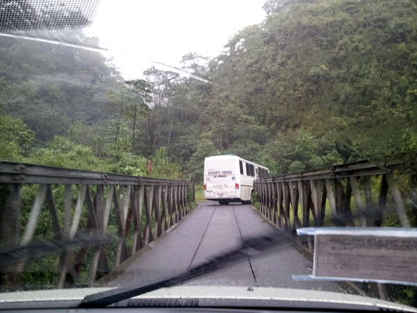 costa-rica-roads